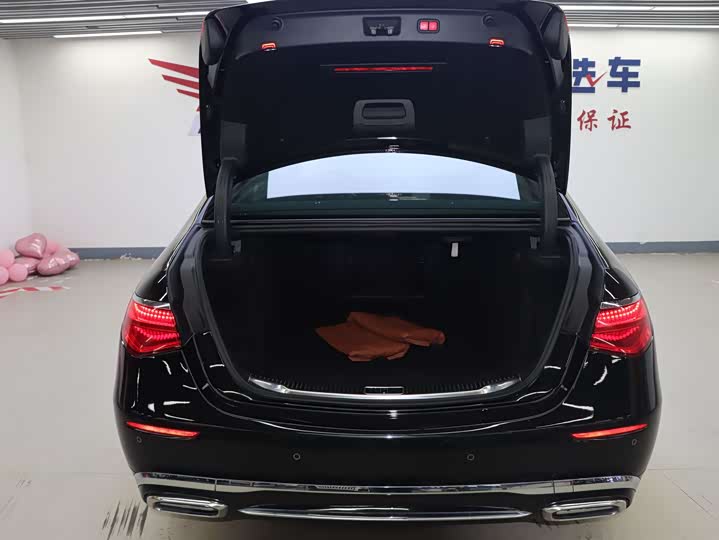 Фото 20 - Mercedes-Benz Maybach S-Class