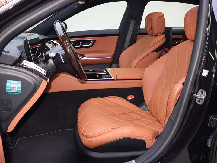 Фото 5 - Mercedes-Benz Maybach S-Class