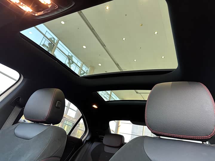 Фото 16 - Mercedes-Benz A-Class