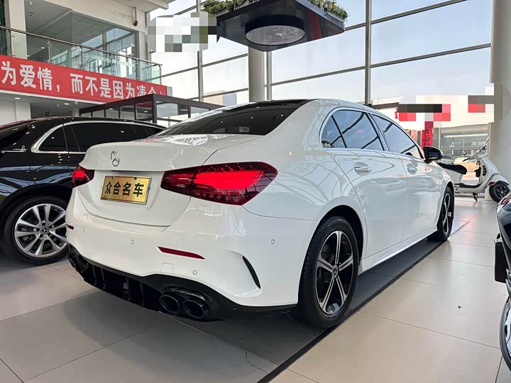 Фото 6 - Mercedes-Benz A-Class