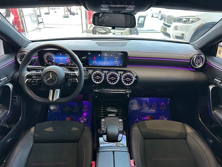 Фото 9 - Mercedes-Benz A-Class