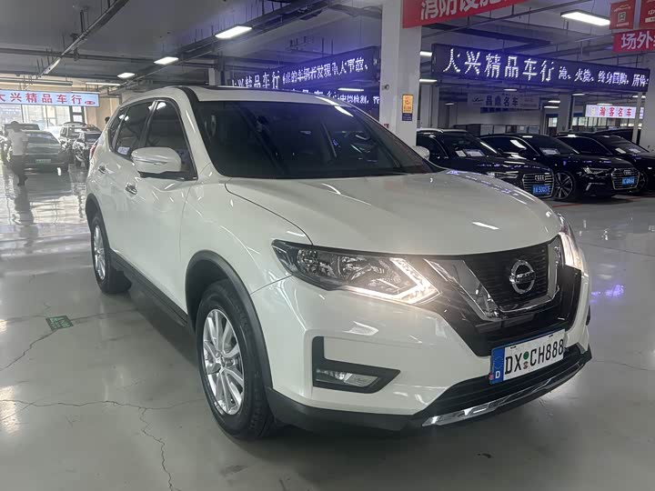 Фото 3 - Nissan X-Trail