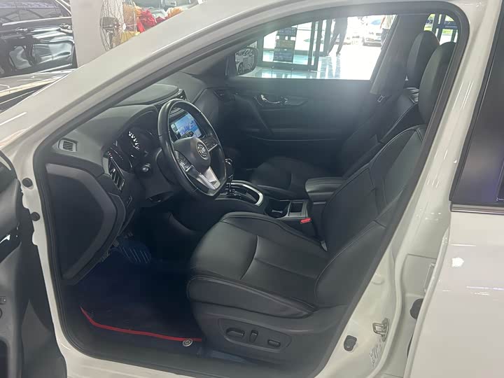 Фото 8 - Nissan X-Trail