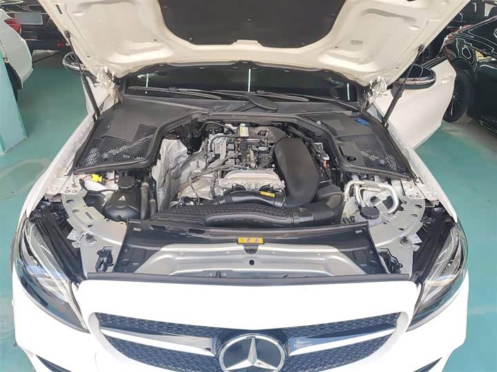 Фото 20 - Mercedes-Benz C-Class
