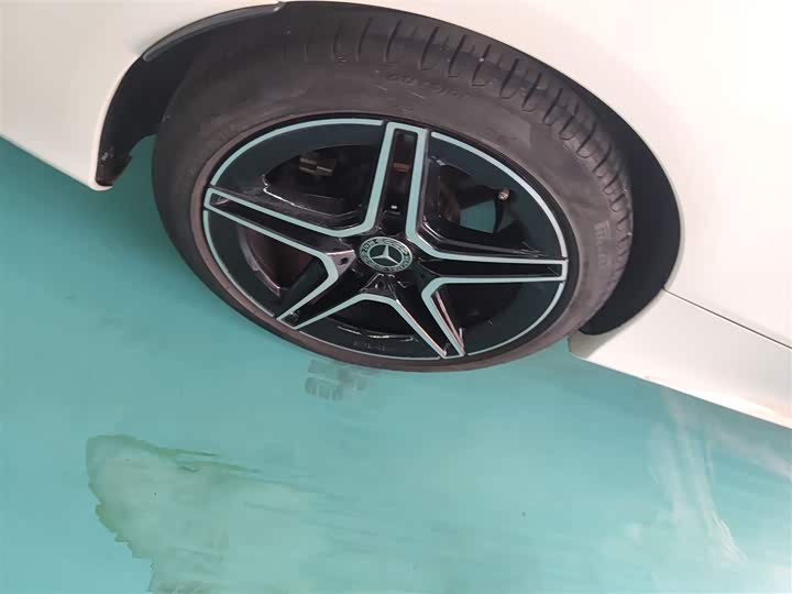 Фото 29 - Mercedes-Benz C-Class