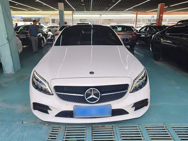 Фото 3 - Mercedes-Benz C-Class