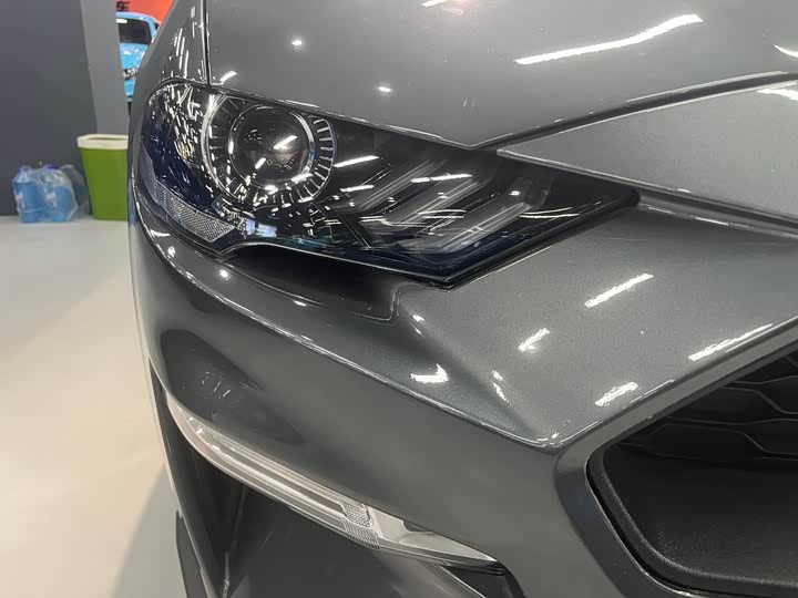 Фото 5 - Ford Mustang