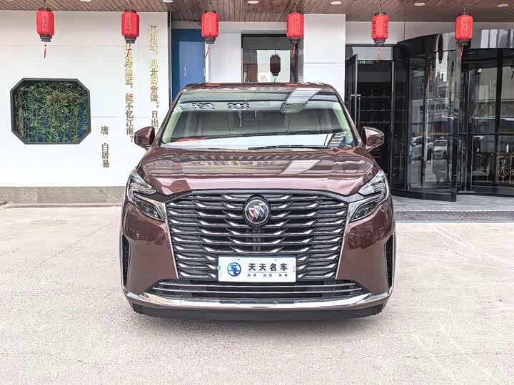 Фото 2 - Buick GL8 ES