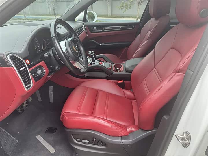 Фото 5 - Porsche Cayenne Hybrid