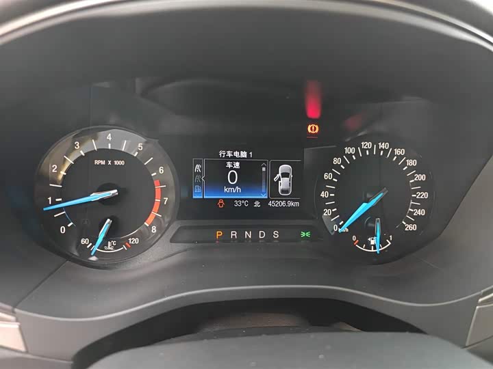 Фото 6 - Ford Mondeo