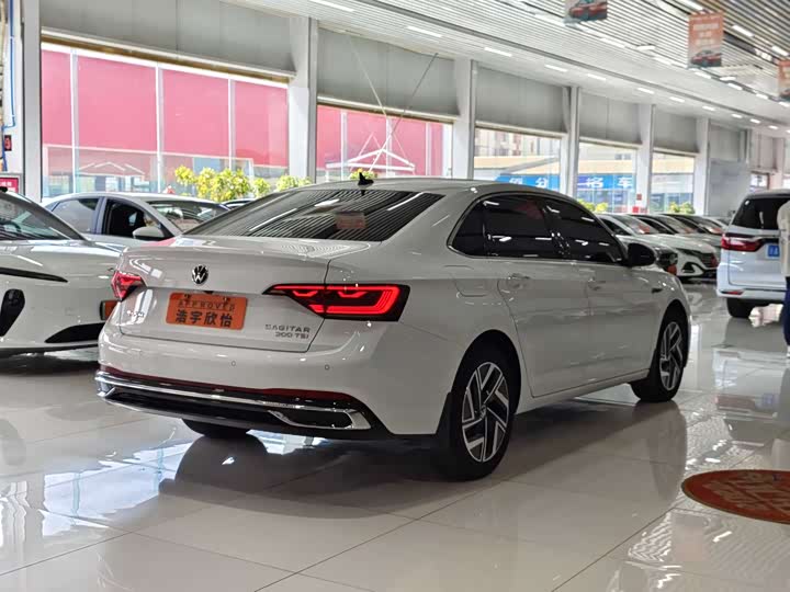 Фото 6 - Volkswagen Sagitar L