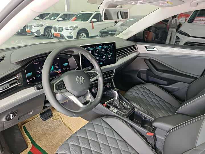 Фото 8 - Volkswagen Sagitar L