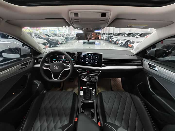 Фото 9 - Volkswagen Sagitar L