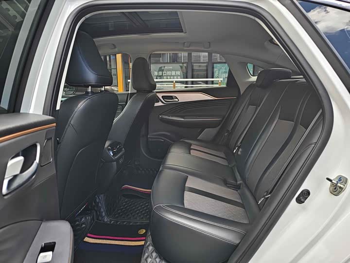 Фото 6 - GAC Aion S