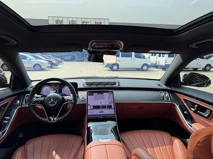 Фото 10 - Mercedes-Benz S-Class