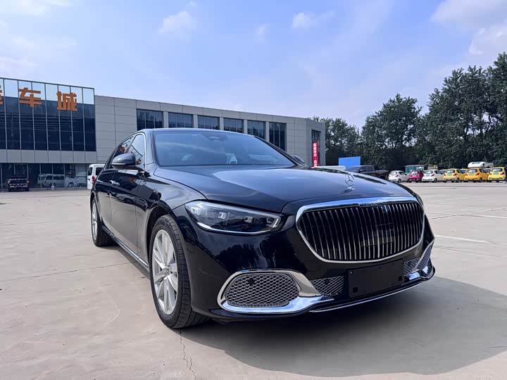 Фото 3 - Mercedes-Benz S-Class