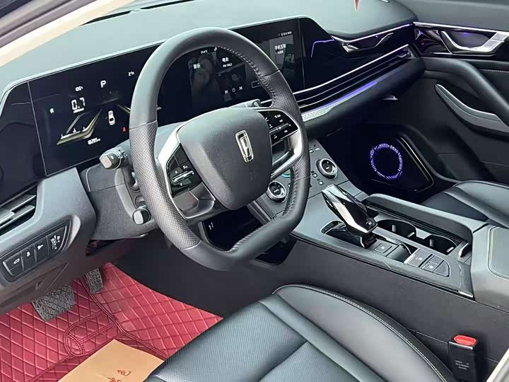 Фото 4 - Bestune B70