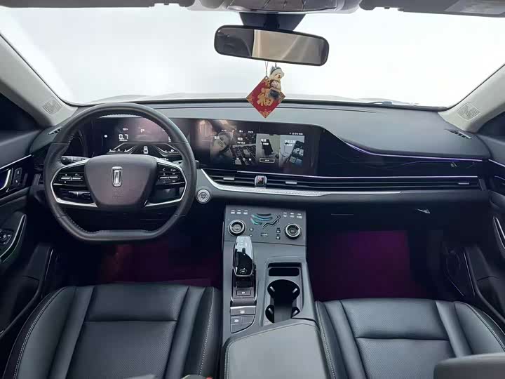 Фото 5 - Bestune B70