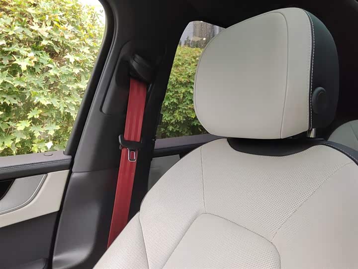 Фото 11 - Porsche Cayenne