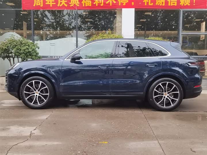 Фото 2 - Porsche Cayenne