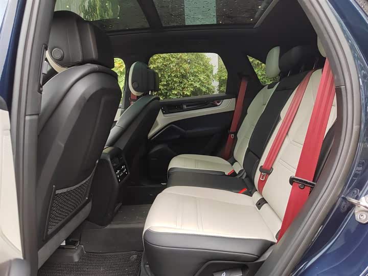 Фото 6 - Porsche Cayenne