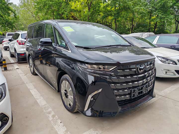 Photo 4 - Toyota Alphard