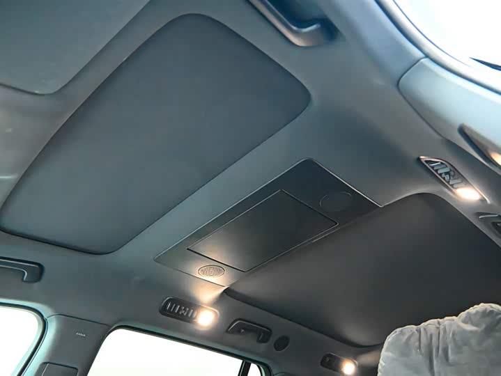 Фото 29 - LiXiang L9