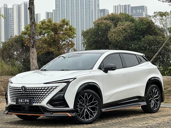 Фото 1 - Changan UNI-T