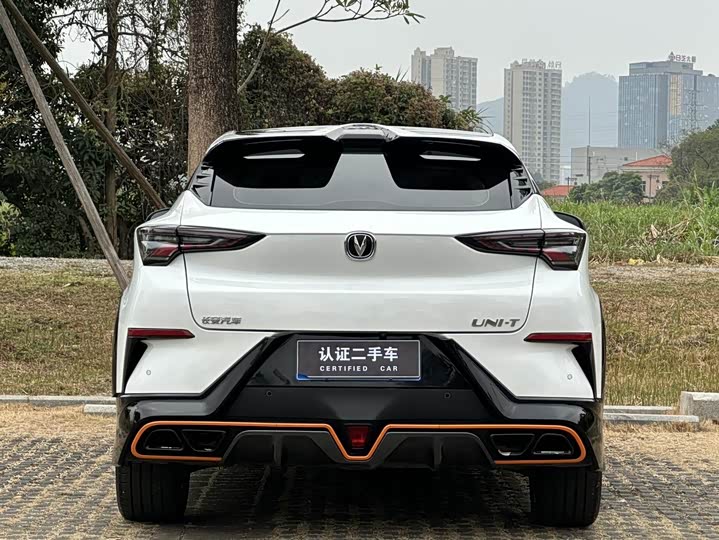 Фото 16 - Changan UNI-T