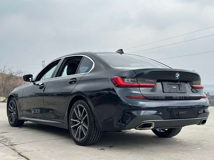 Фото 13 - BMW 3 Series