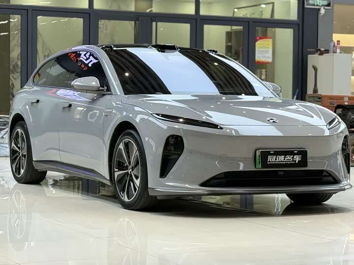 Фото 3 - Nio ET5T