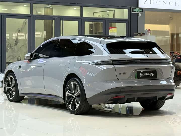 Фото 5 - Nio ET5T