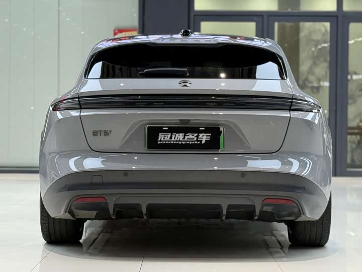 Фото 6 - Nio ET5T