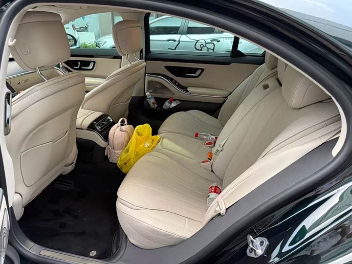 Фото 3 - Mercedes-Benz S-Class