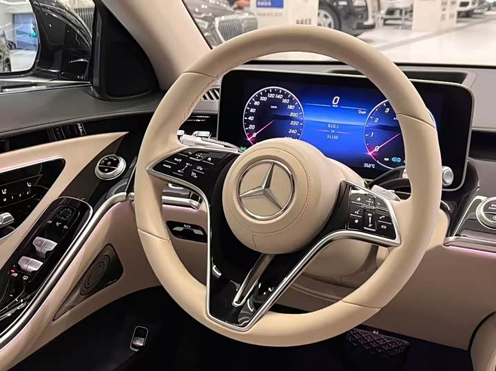 Фото 6 - Mercedes-Benz S-Class