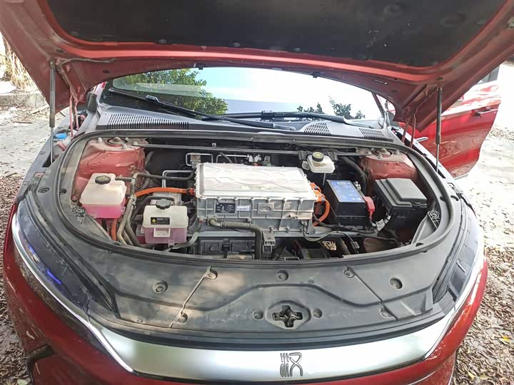 Фото 20 - BYD Han