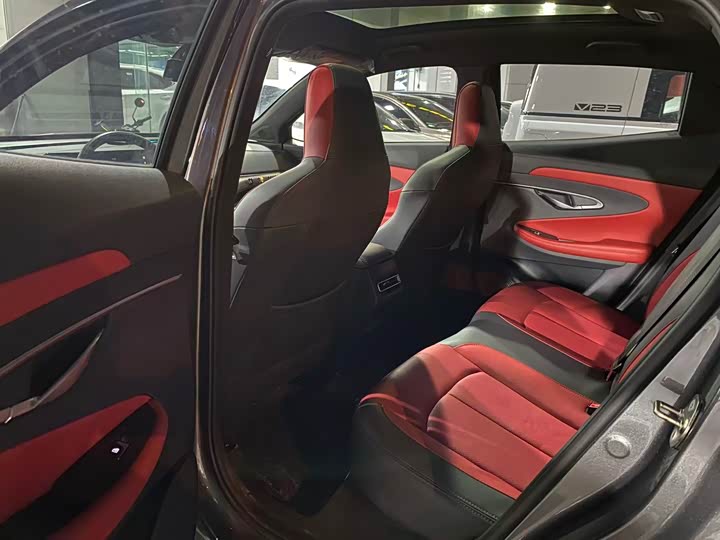 Фото 3 - Changan UNI-T