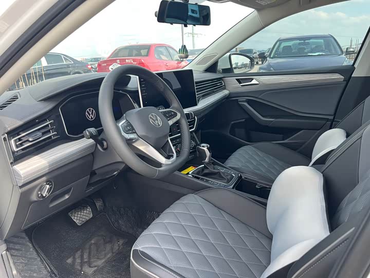 Фото 4 - Volkswagen Sagitar L