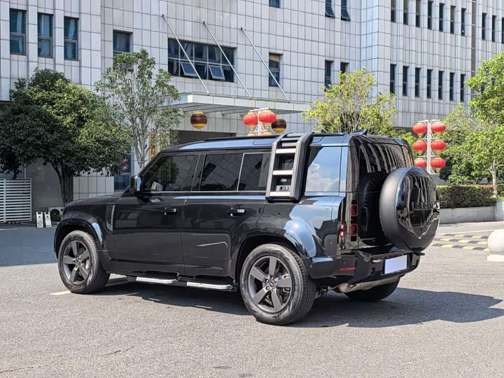 Фото 6 - Land Rover Defender