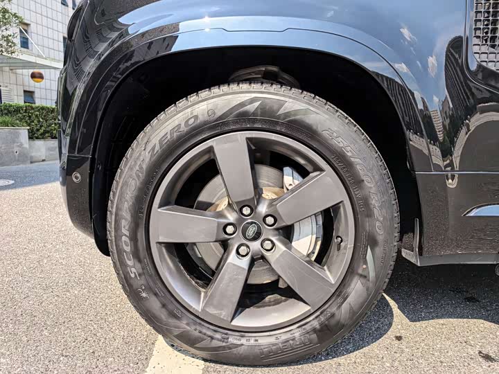 Фото 7 - Land Rover Defender