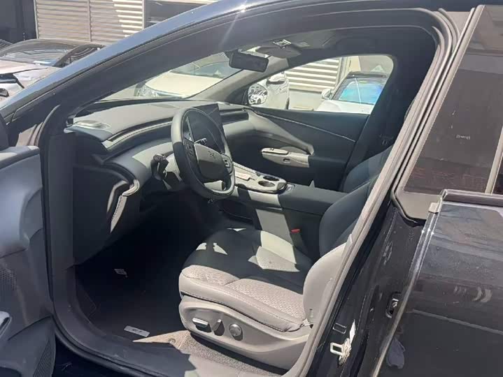 Фото 7 - XPeng G7