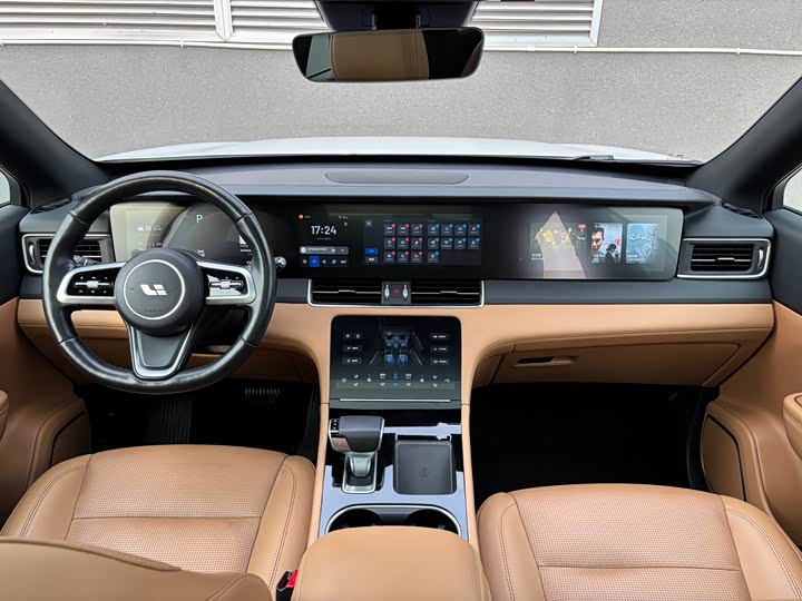 Фото 7 - LiXiang One