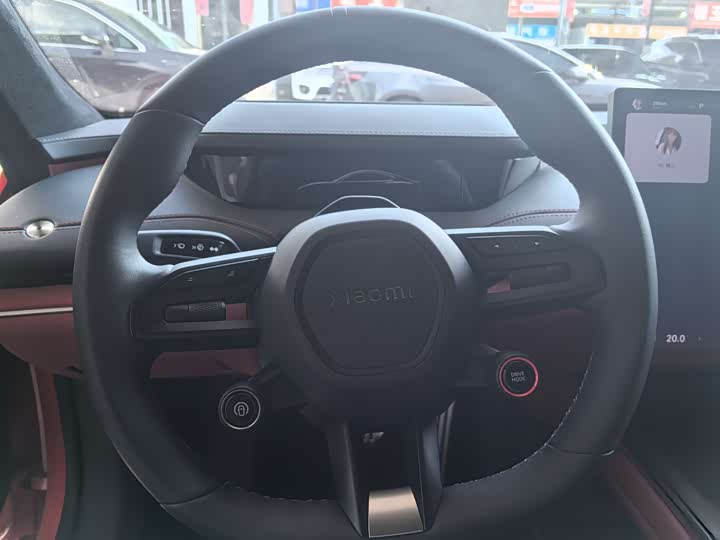 Фото 14 - Xiaomi SU7