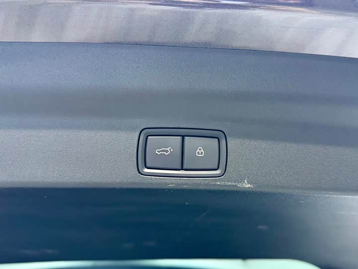 Фото 28 - LiXiang L7