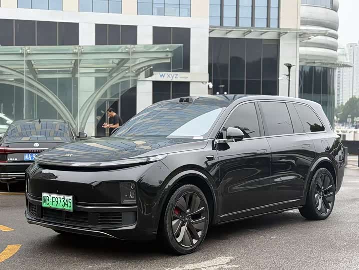 Фото 1 - LiXiang L9