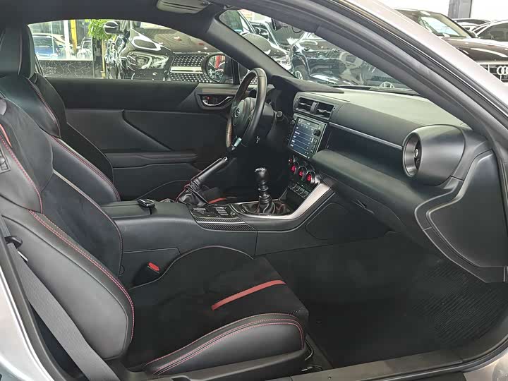 Фото 11 - Subaru BRZ