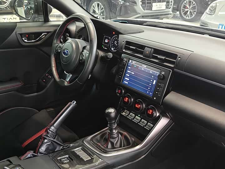 Фото 12 - Subaru BRZ