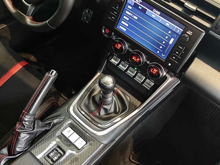 Фото 13 - Subaru BRZ