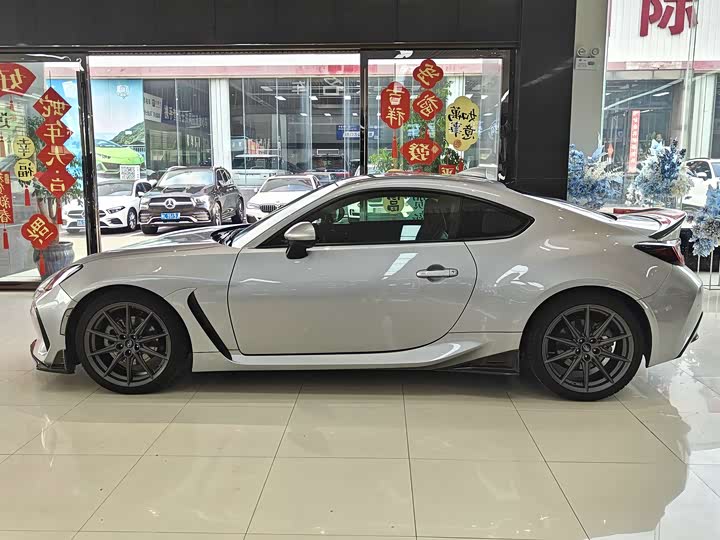 Фото 5 - Subaru BRZ