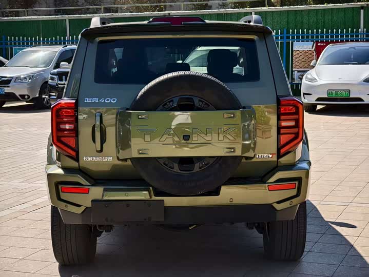 Фото 8 - Tank 400 Hybrid